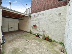 Photo 8- click for photo gallery